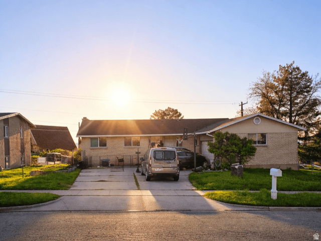 1812 S 900 E
                     MLS #2148184