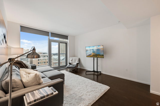 35 E 100 S #909, Salt Lake City UT 84111