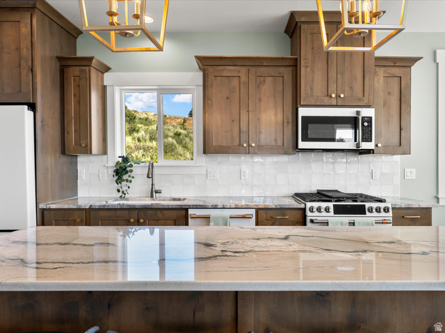 1509 W Cedar Ridge Dr