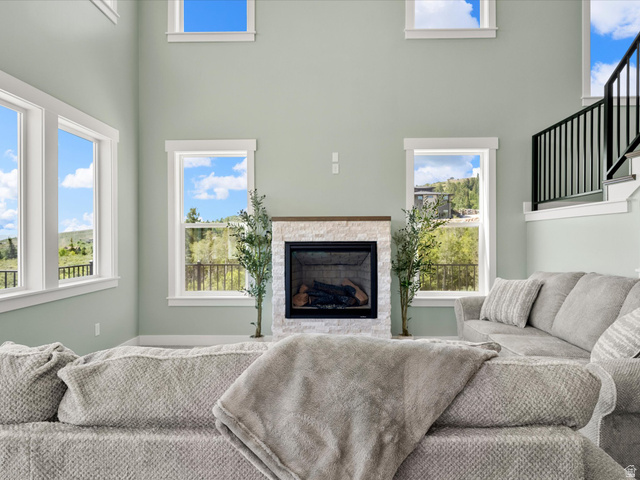 1509 W Cedar Ridge Dr