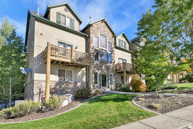 3521 N FOX RUN DR #803, Eden UT 84310