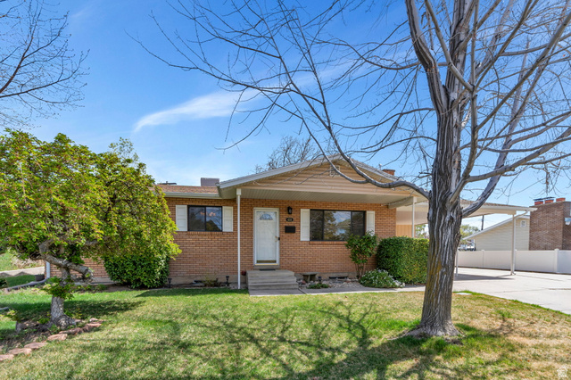 410 N 500 E
                     MLS #2148592