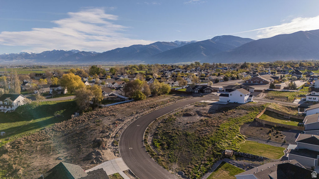 828 W 70 N, Hyrum UT 84319