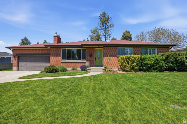 1553 E Fuller Dr
                     MLS #2148777