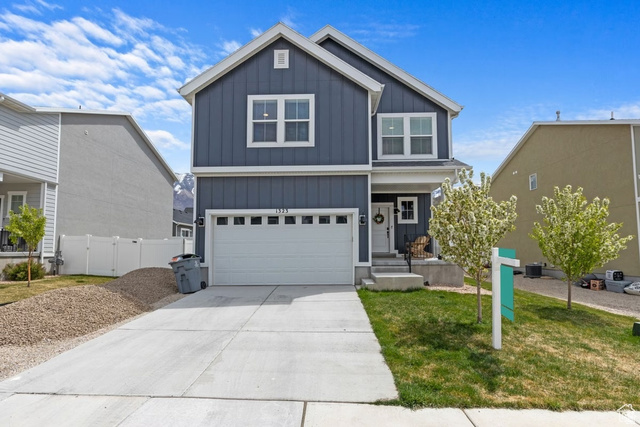 1323 S Raintree Ln
                     MLS #2148862