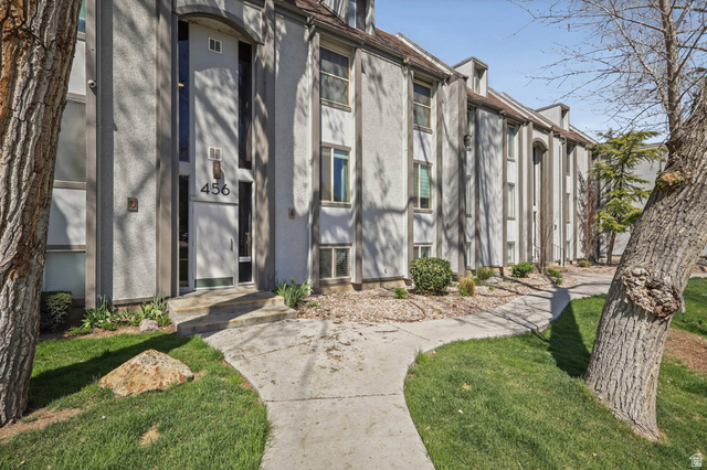 456 E CREEKSIDE CIR #C, Murray UT 84107