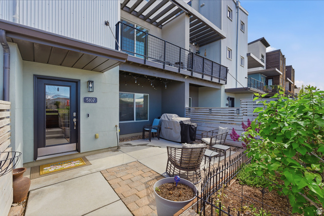 5107 W Ashfield Dr
                     MLS #2148980