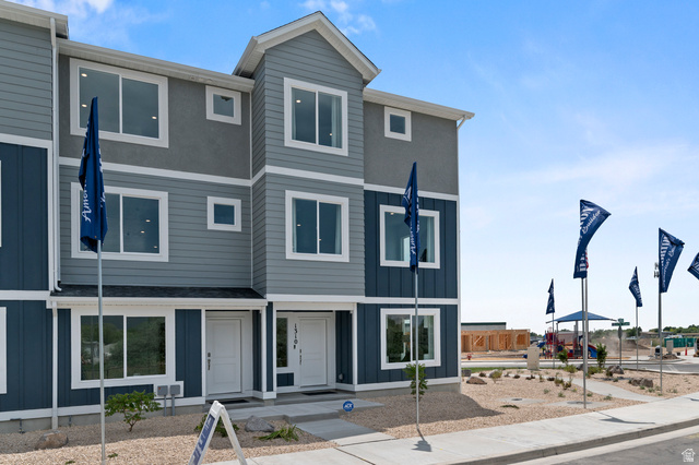 288 E 1275 N #105
                     MLS #2149057