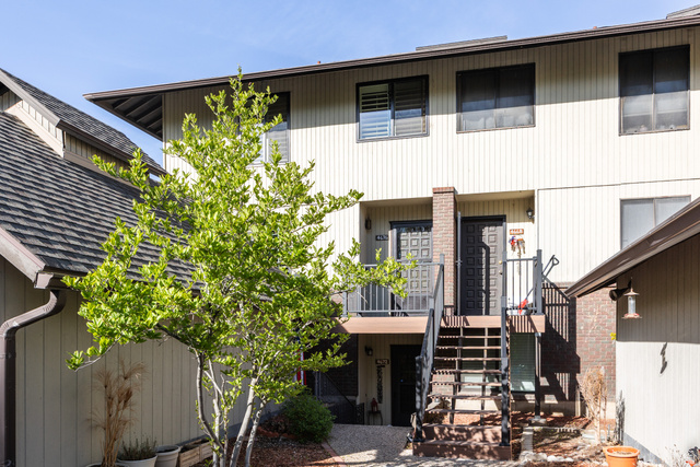 4676 S Woodduck Ln
                     MLS #2149259