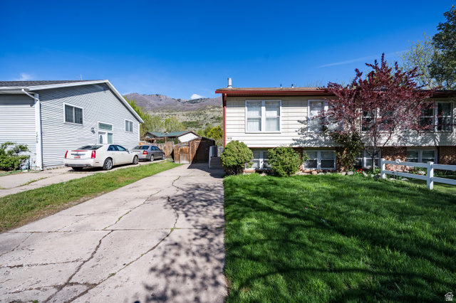 1419 S 50 W
                     MLS #2149410