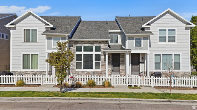 12766 S Ashington Ln
                     MLS #2149489