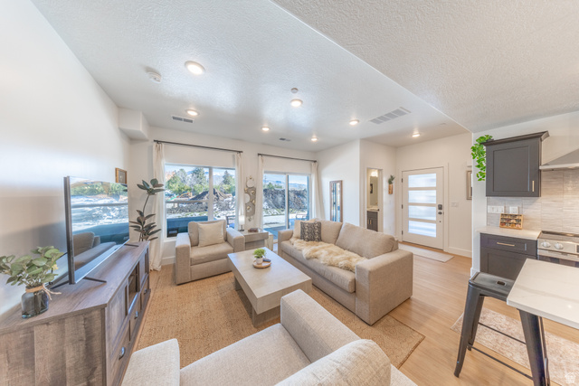 5842 N JEEDER DR, Mountain Green UT 84050