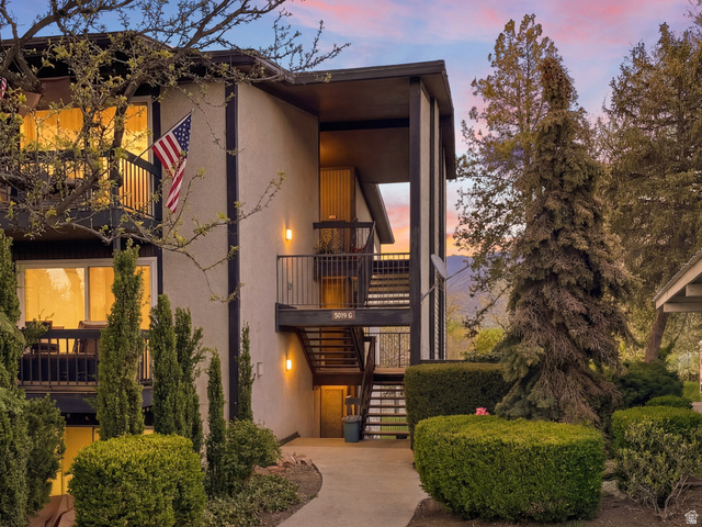 5019 S BEAVERBROOK LN #230, Murray UT 84117