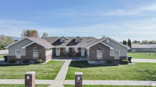 590 E 1ST S #A/B, Preston ID 83263