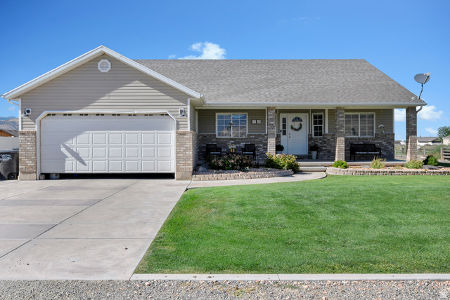 Main photo for 75 E 100 S