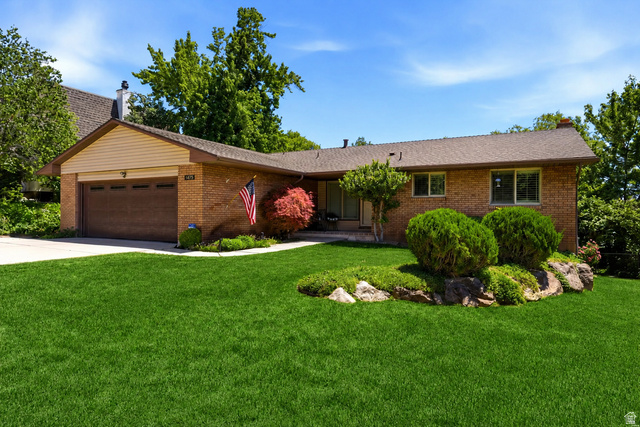 1473  Hudson
                     MLS #2149853