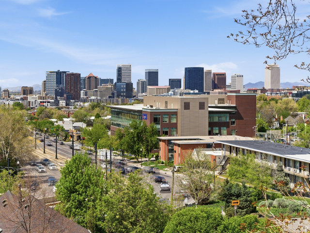 1032 E 400 S #301b
                     MLS #2149888