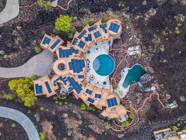 2248 N TACHEENE DR, St George UT 84770