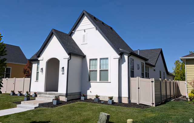 326  Apricot Grv
                     MLS #2150395