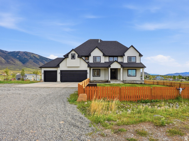 Main photo for 2164 E Pinto Pkwy
