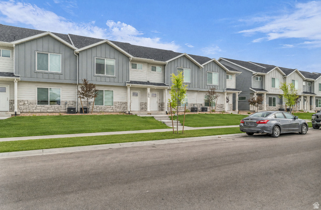 1402 N Meadow Ln
                     MLS #2150946