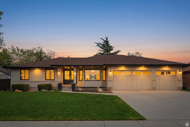 8917 S SUNRIDGE DR, Sandy UT 84093