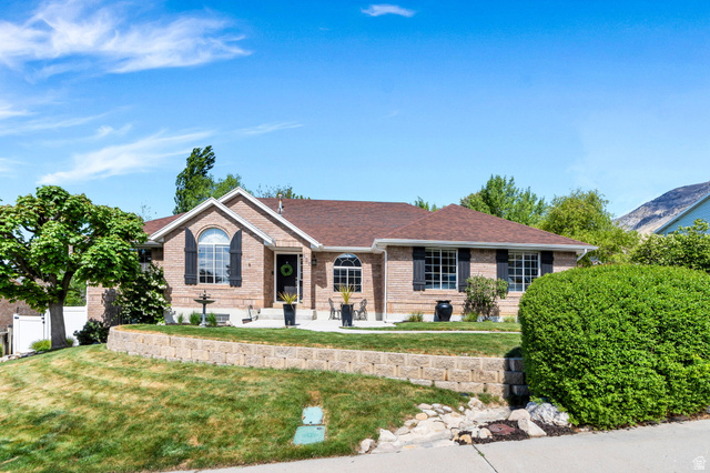 527 N 1180 E
                     MLS #2151007