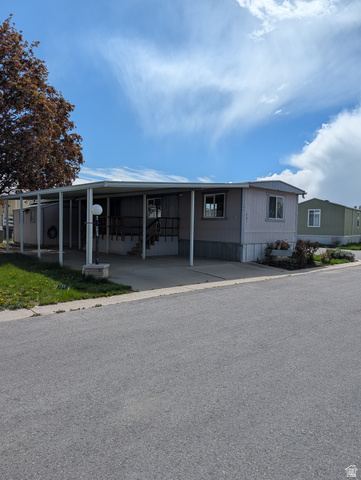 Main photo for 487 W 1500 N