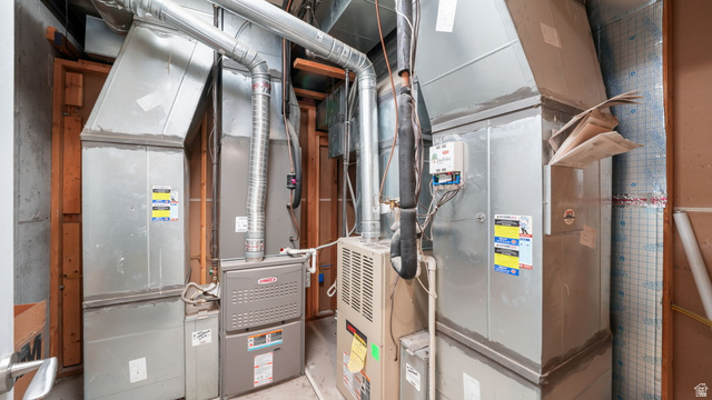 Property in South Jordan - View 41