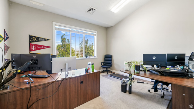 Property in South Jordan - View 13