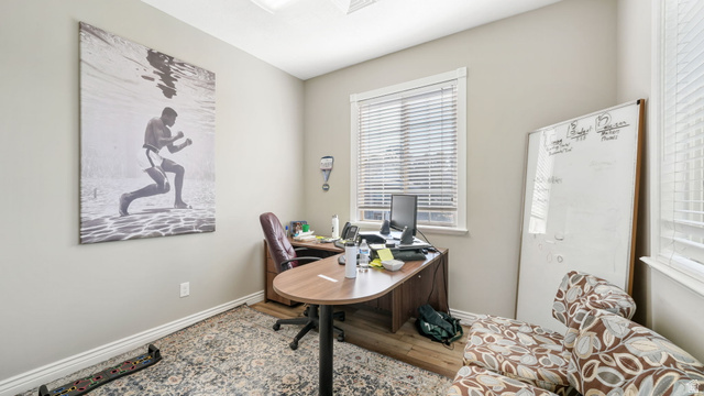 Property in South Jordan - View 19