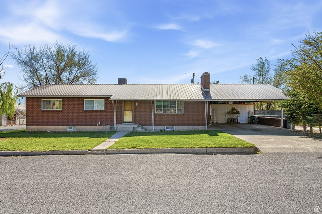 Main photo for 119 S 300 W