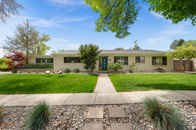 1318 S Yuma St
                     MLS #2151126