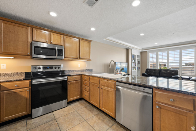 3075 E Kennedy Dr 310