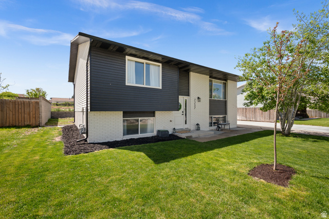 7257 W COPPER HILL DR, Magna UT 84044