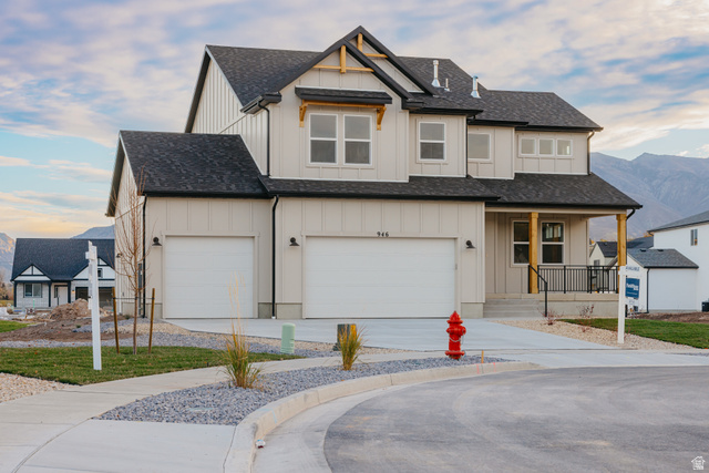 5233 S PARAMOUNT DR, Riverdale UT 84405