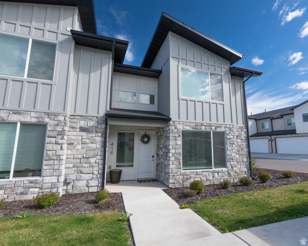 Main photo for 416 W 25 N