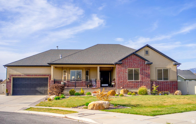 913 S COYOTE CV, Lehi UT 84043