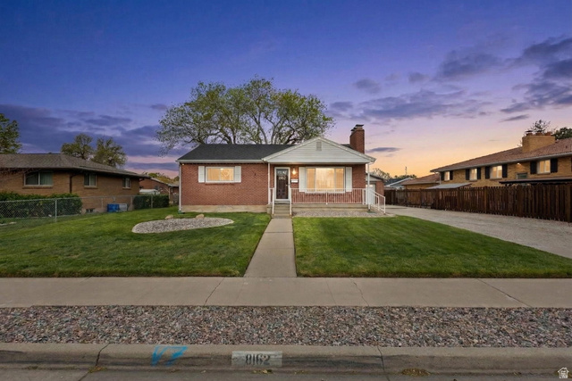 8162 S JACKSON ST, Midvale UT 84047