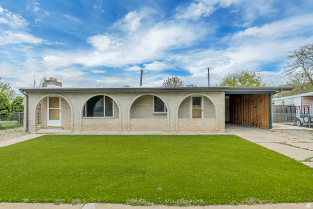 1995 CLYDE ST, Layton UT 84041