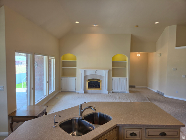 5586 S 250 E, Washington Terrace, UT 84405 — photo 4