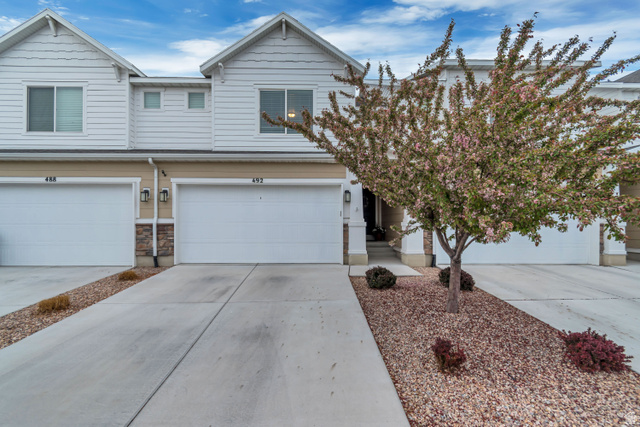 492 FOX CHASE LN, Saratoga Springs UT 84045