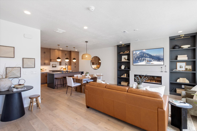 6972 W HIDDEN HILLS WAY #324, West Jordan UT 84081