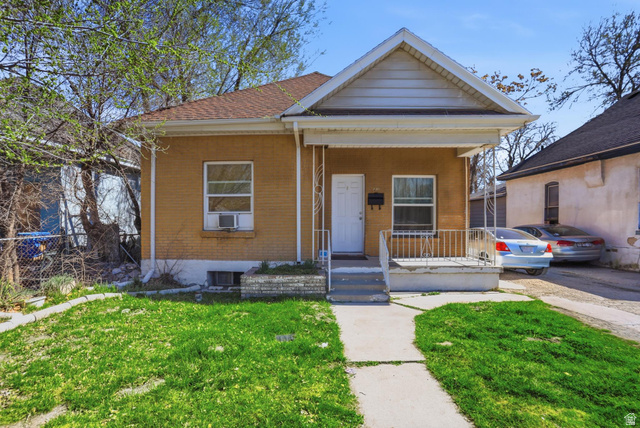 230 N 900 W, Salt Lake City UT 84116