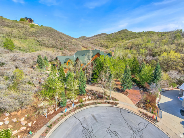 1400 E COVE CIR, North Salt Lake UT 84054