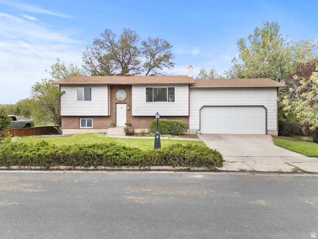 1353 COUNTRY MANOR DR, Logan UT 84321