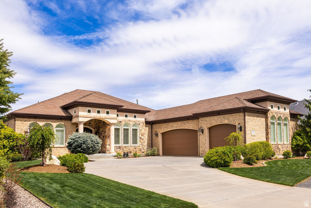 802 EAGLEPOINTE DR, North Salt Lake UT 84054