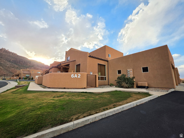 3862 S DESERT WILLOW CIR ##6-A2, Moab UT 84532