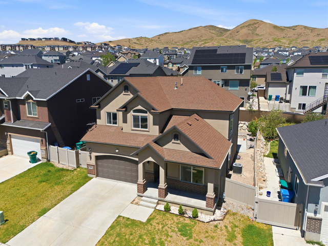 Main photo for 778 W Sunrise Way