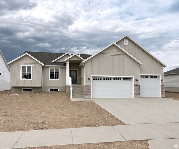 4740 W 25 N
                     MLS #2152475
